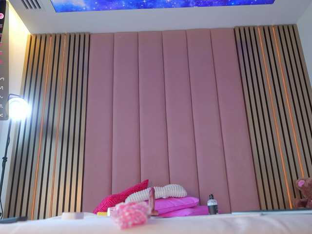 Vesia live cam on BongaCams