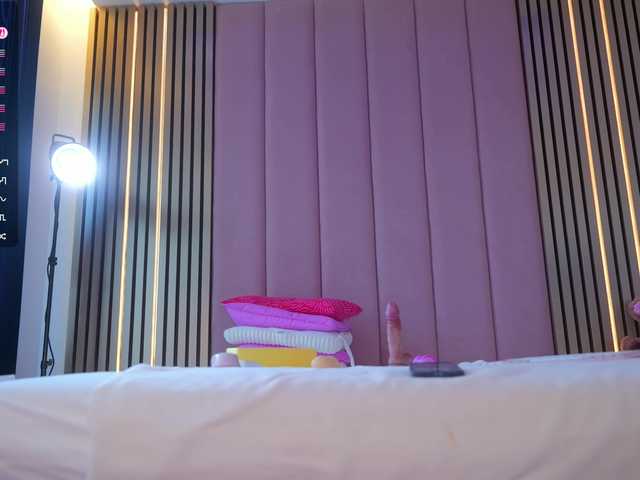 Vesia live cam on BongaCams