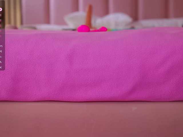 Vesia live cam on BongaCams