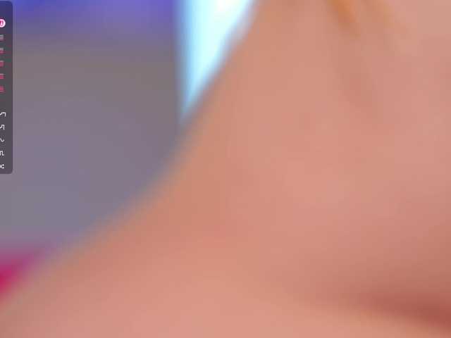 Vesia live cam on BongaCams