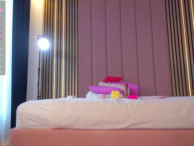 Vesia live cam on BongaCams