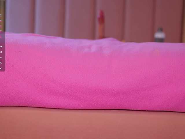 Vesia live cam on BongaCams
