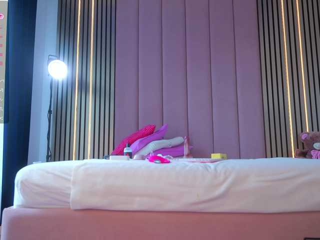 Vesia live cam on BongaCams