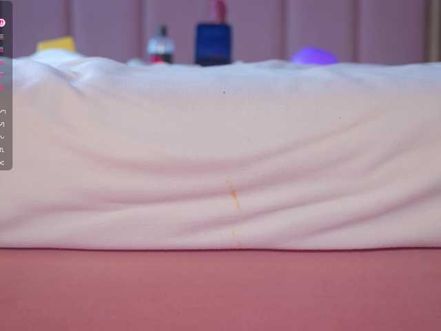 Vesia live cam on BongaCams