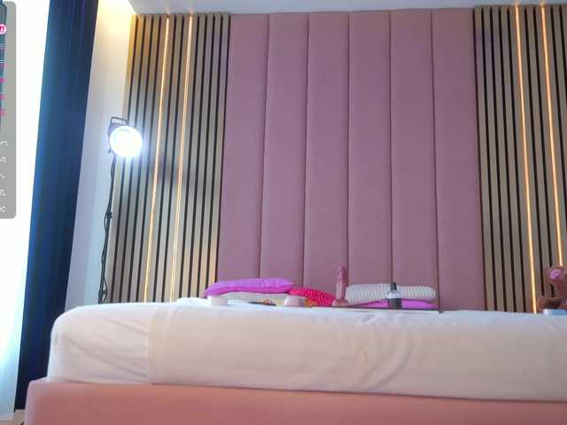 Vesia live cam on BongaCams