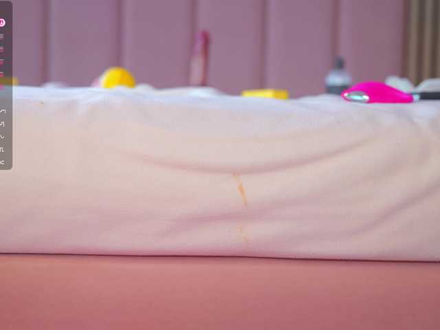 Vesia live cam on BongaCams