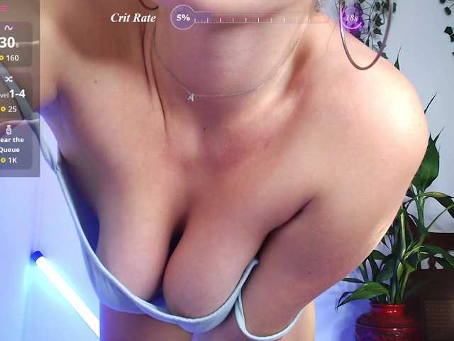 Ariana-Sunset live webcam show