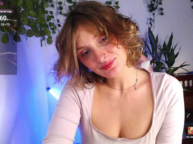 Ariana-Sunset live cam on BongaCams
