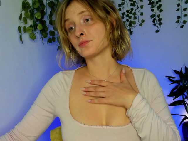 Ariana-Sunset's BongaCams show and profile