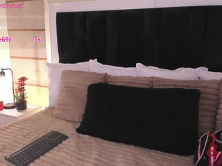 GretaVelvet Porn Show