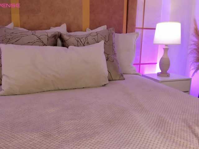 GretaVelvet live cam on BongaCams