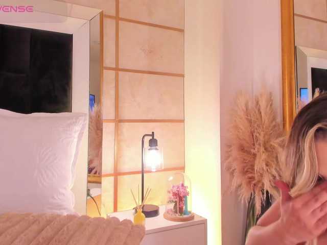  GretaVelvet chat room