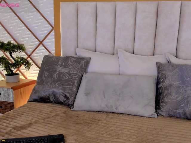 GretaVelvet live cam on BongaCams