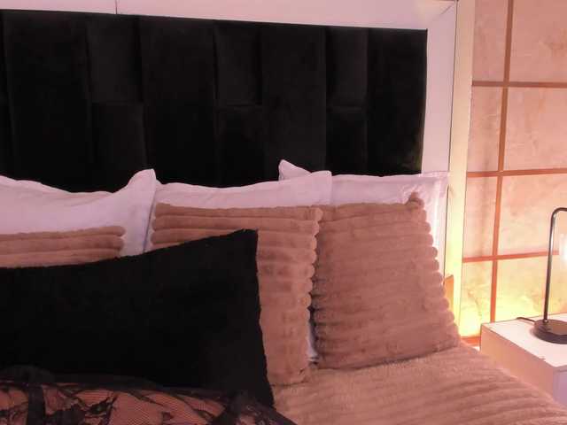 GretaVelvet live cam on BongaCams