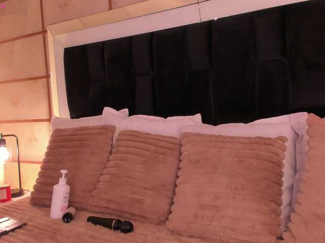 GretaVelvet's BongaCams show and profile