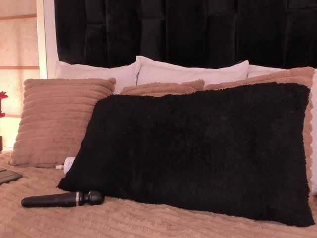 GretaVelvet live cam on BongaCams