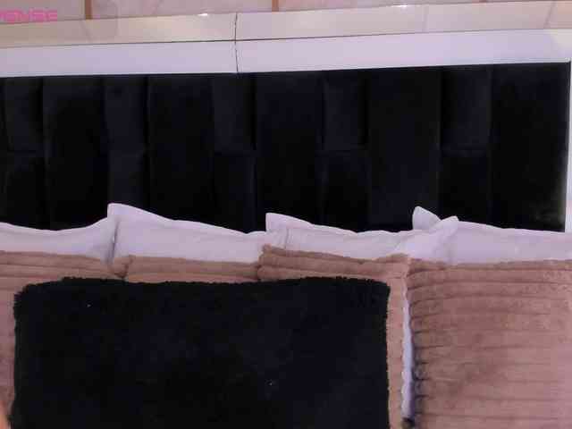 GretaVelvet webcam
