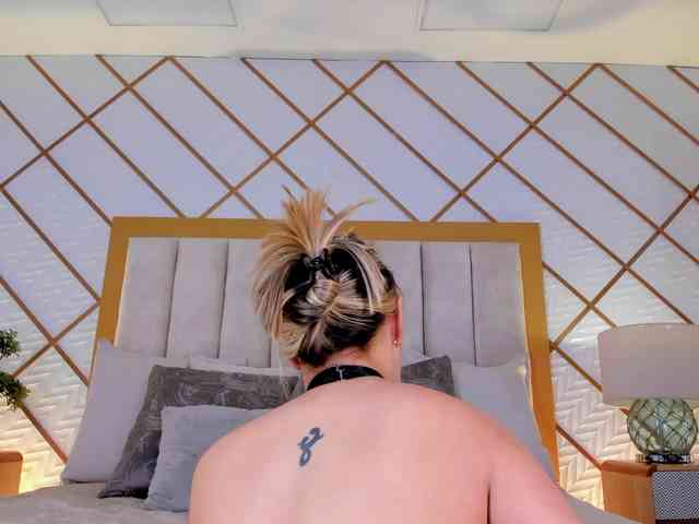 GretaVelvet webcam