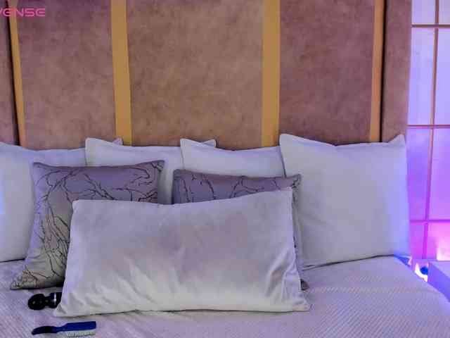 GretaVelvet webcam