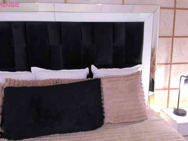 GretaVelvet webcam