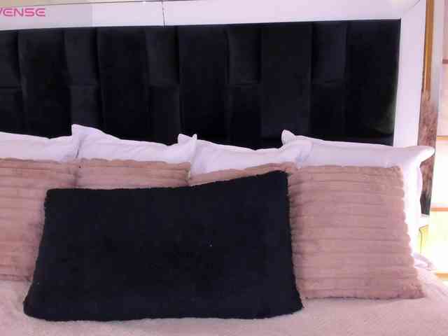 GretaVelvet webcam