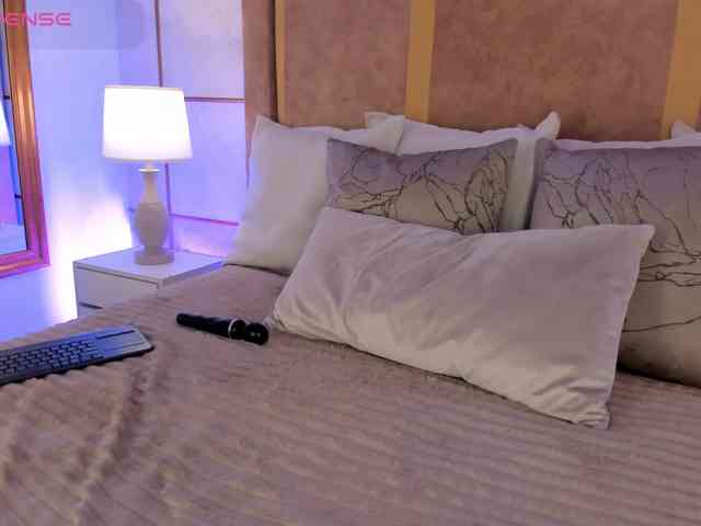 GretaVelvet webcam