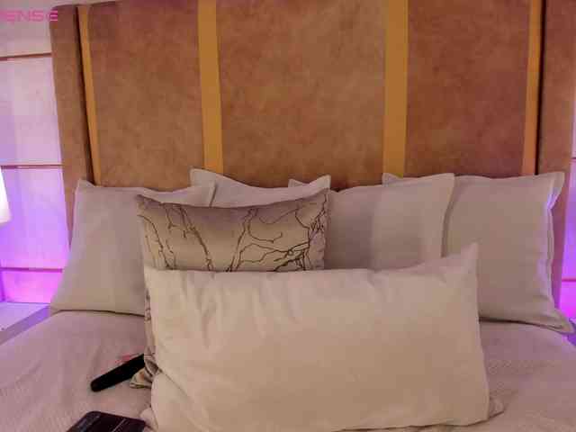 GretaVelvet webcam