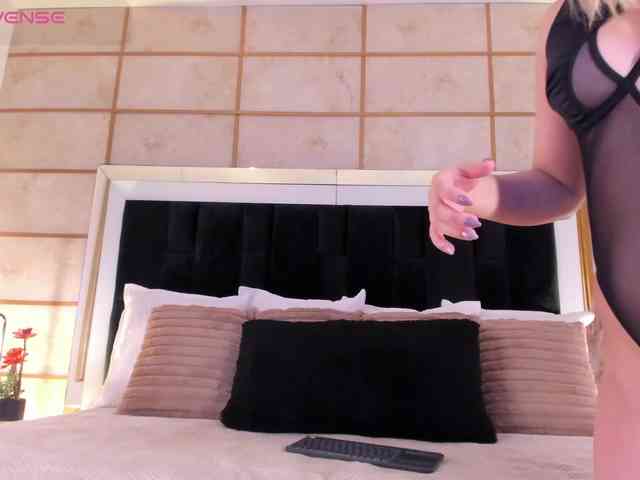 GretaVelvet webcam
