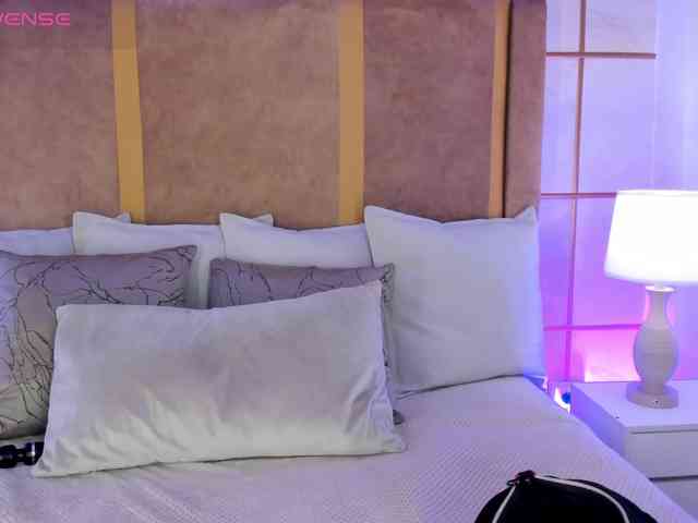 GretaVelvet webcam