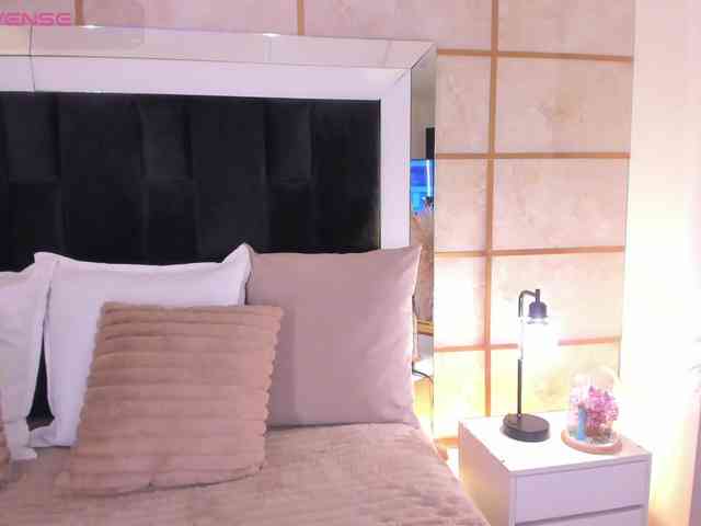 GretaVelvet webcam
