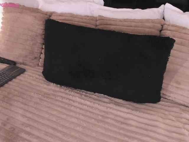 GretaVelvet webcam