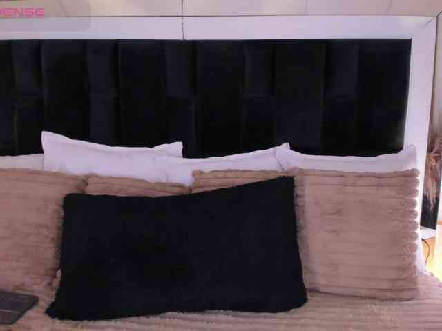 GretaVelvet webcam