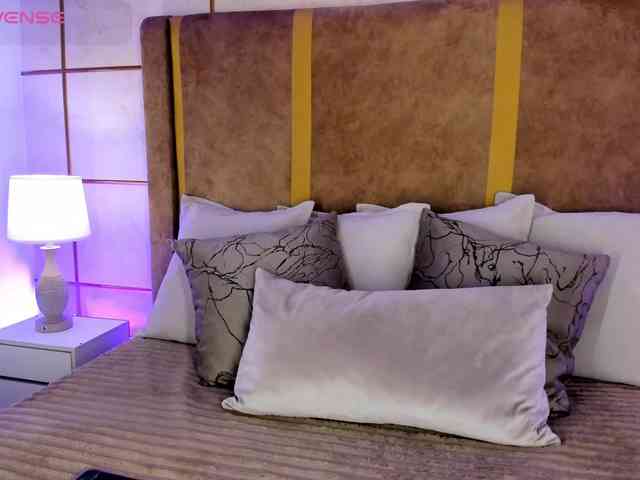 GretaVelvet webcam