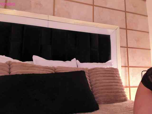 GretaVelvet webcam