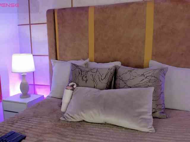 GretaVelvet webcam