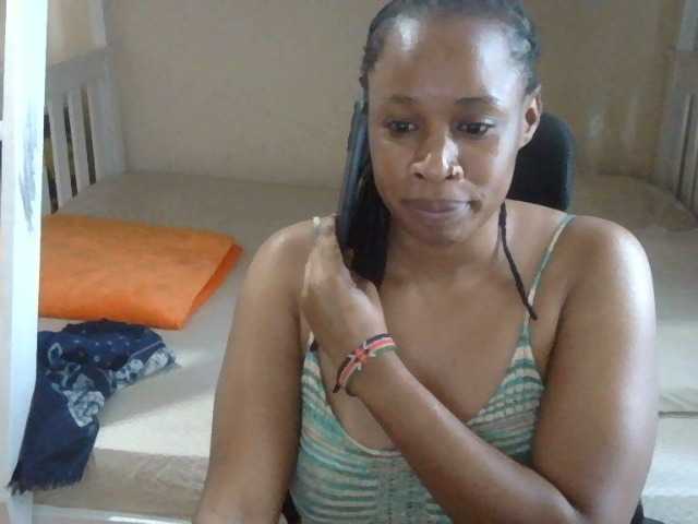 Hadasa29 live cam on BongaCams