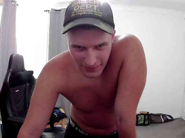 plkkrisztian0 Live Webcam on BongaCams