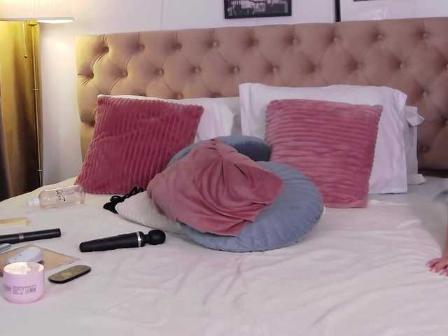 LaylaK live cam on BongaCams
