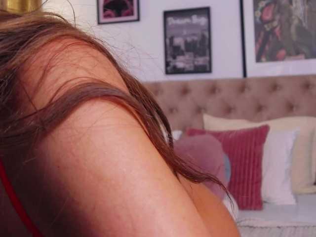 LaylaK live cam on BongaCams
