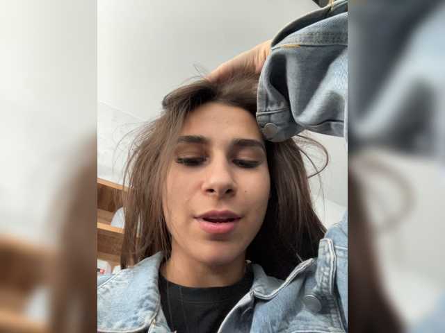 SweetSlice live cam on BongaCams