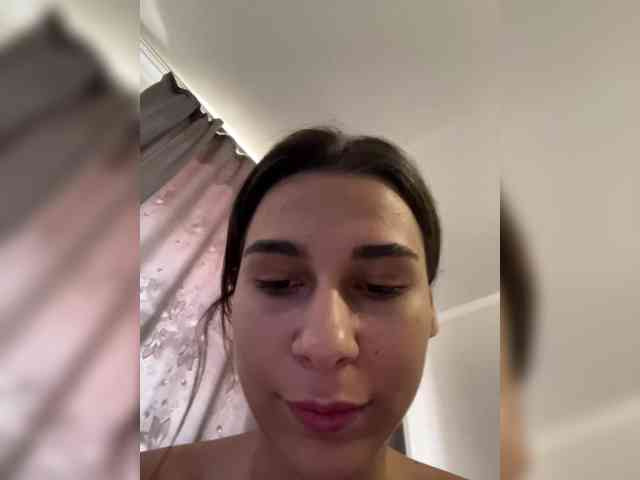 SweetySlice Live Webcam on BongaCams