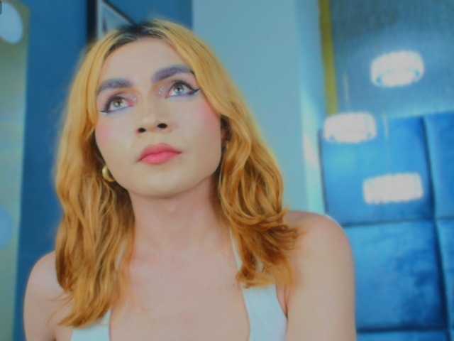 TommyLovee — live trans cam