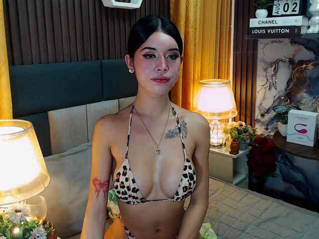 Caseyvalencia's cam show statistics and live stream