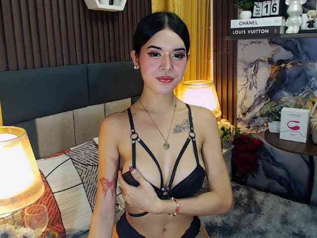 AshleyReignFajar... Live Webcam on BongaCams