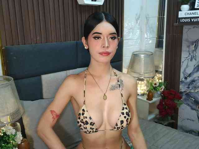 AshleyReignFajar... Live Webcam on BongaCams