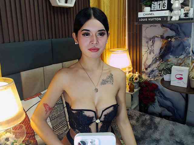 AshleyReignFajar... Live Webcam on BongaCams