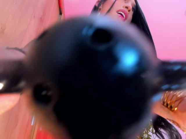 Sweet-little-dol... Live Webcam on BongaCams