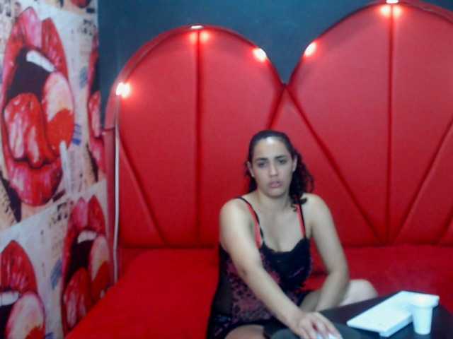 karline777 live webcam show