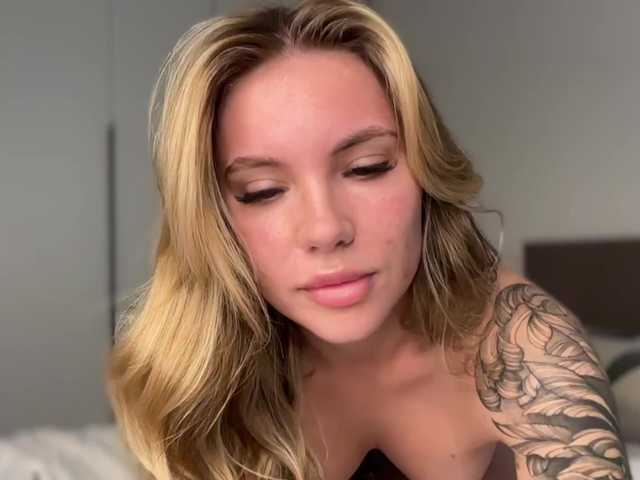 Live трансляция Sweet-peacha - Runet.cam