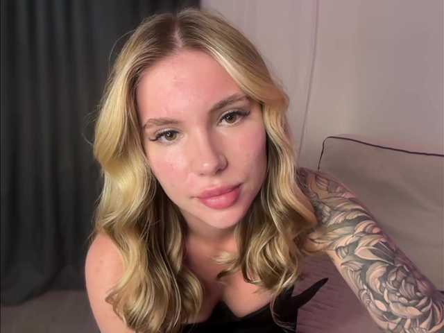 Sweet-peacha live cam on BongaCams